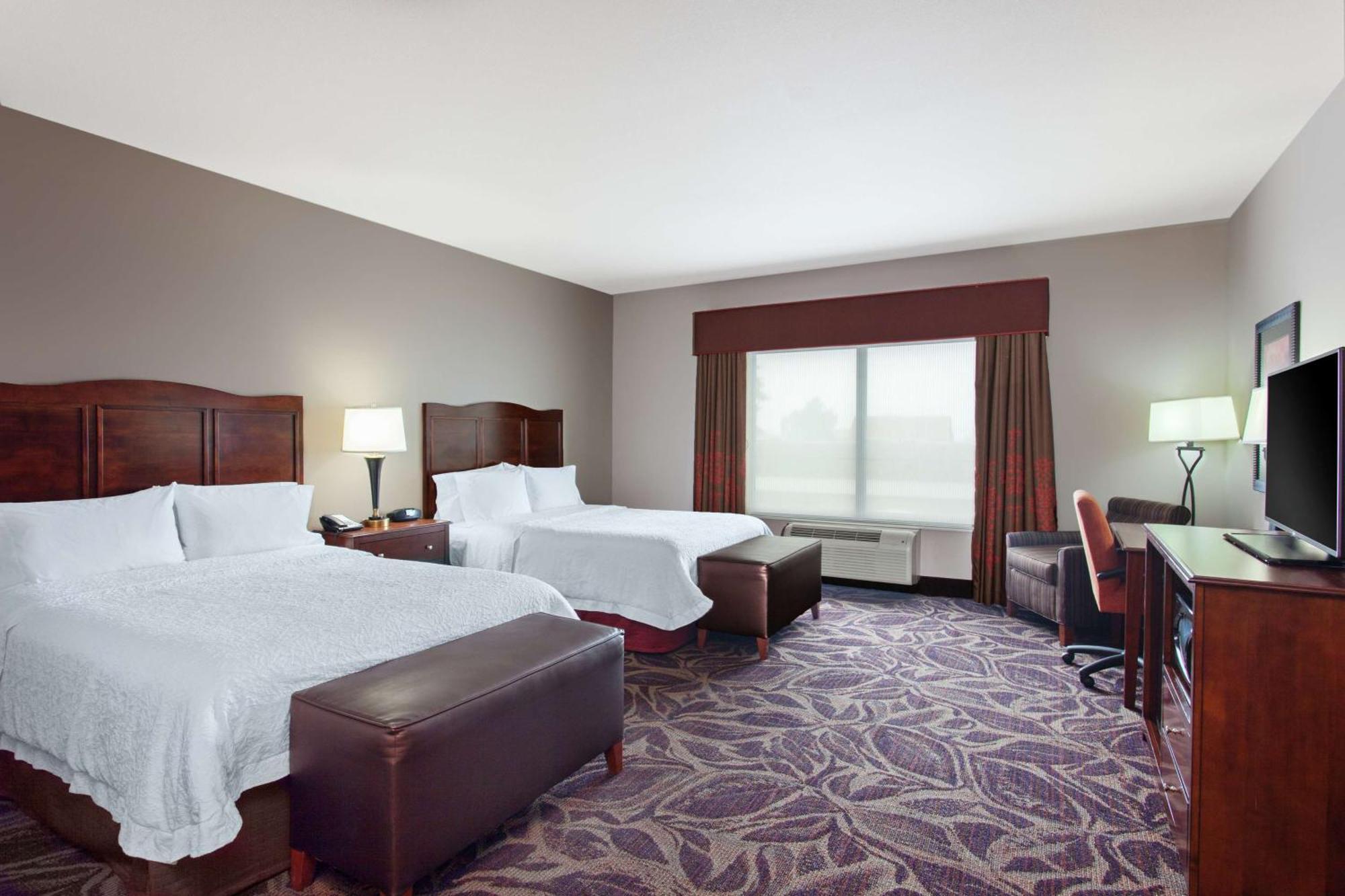Hampton Inn Seattle/Everett Downtown מראה חיצוני תמונה